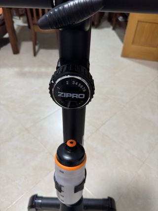 Bicicleta Estática Magnética Zipro Nitro RS 8 nive