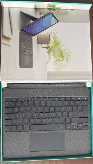 Funda y Teclado Logitech Combo Touch iPad Pro 12.9