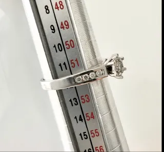 Anillo Oro Blanco 18K Diamantes 0.19ct