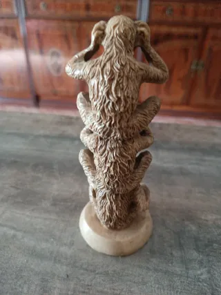 Figura 3 Monos Ceramica