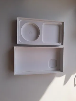 Caja vacía iPhone 12