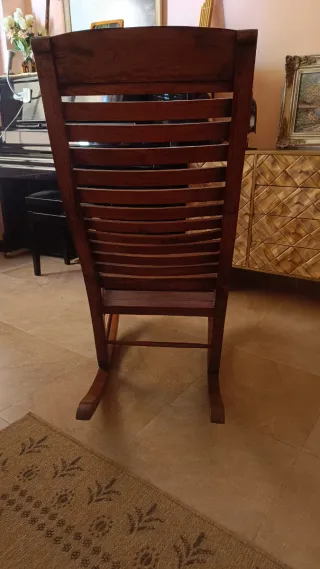 Mecedora Colonial Nogal