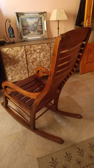 Mecedora Colonial Nogal