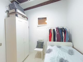 Piso en venta en El Raval en Barcelona