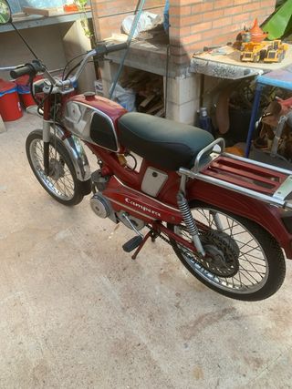 Mobylette Campera Roja