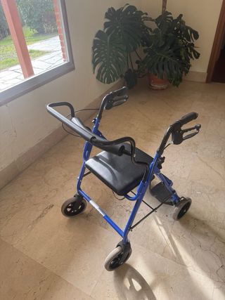 Andador y Silla de Traslado 2 en 1 - Rollator