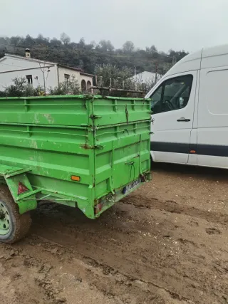 Remolque verde 240x140