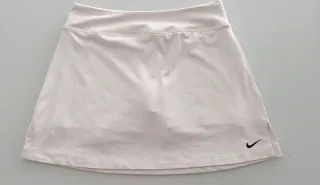 Falda deportiva Nike blanca