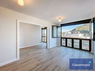 Piso en venta en Centro en Alicante