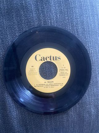 La Troupe Vinilo S-69 Across Miself