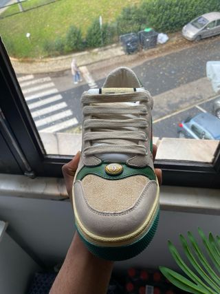 Tênis Gucci bege e verde