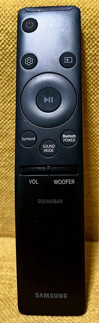 Samsung Subwoofer PSWM30 y Soundbar HWM550