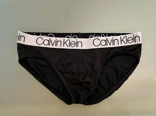 Lote A: 3 Calzoncillos Calvin Klein Negros