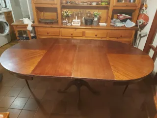 Mesa de comedor extensible de madera