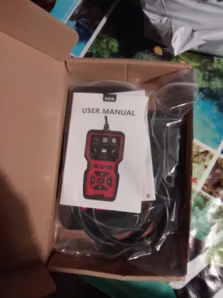 Escáner OBD II V100 Newest Modelo 2025