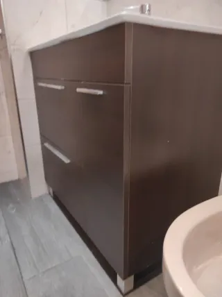 Conjunto mueble de baño madera y metal