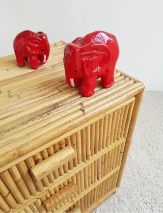 Mesita de noche de bambú. Vintage, 70s.