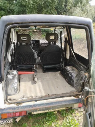 Suzuki Samurai 1990