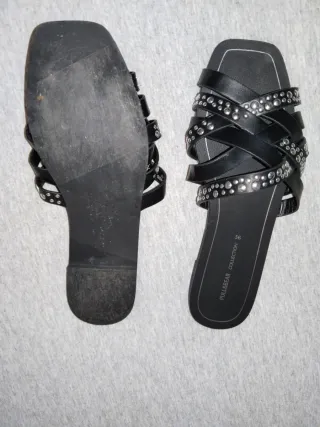Sandalias negras adornadas talla 36