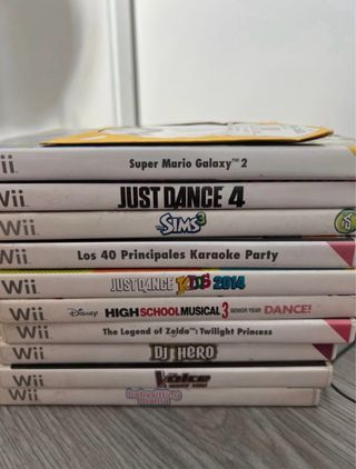 Nintendo Wii Mini Roja + Juegos