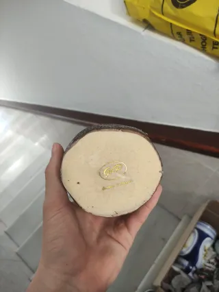 Figura artesanal de menina