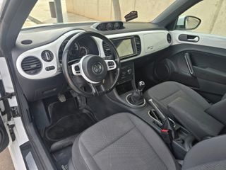 Volkswagen Beetle 2016