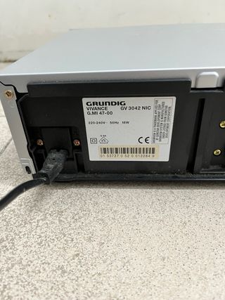 Reproductor/Grabador VHS Grundig