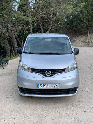 Nissan NV200 2010