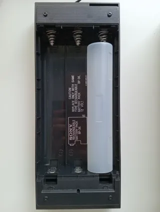 Sony Trinitron KV-4000 TV Portátil