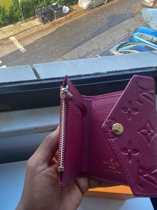 Carteira Louis Vuitton Roxa