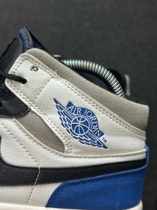 Nike Jordan 1 Mid 42 Punta Nera