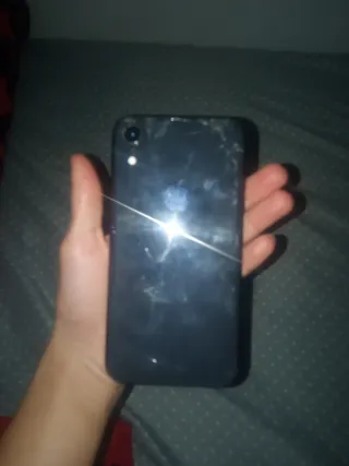 Lote 2 iPhones para piezas o reparar