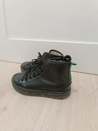 Botín Platon mujer piel negros