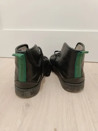 Botín Platon mujer piel negros