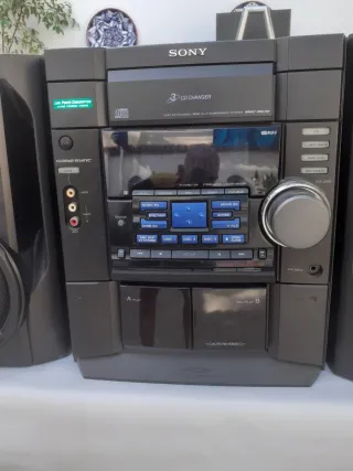 Mini cadena Sony negra