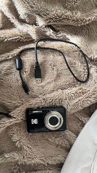 Cámara Kodak Pixpro FZ55 Negra