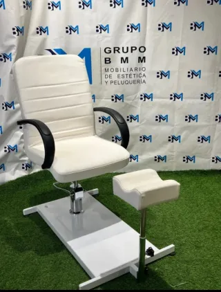 Sillónes de pedicura blanco y negro