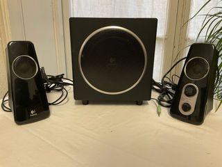 Altavoces Logitech con Subwoofer Negro