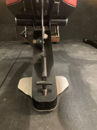 Banco de pesas TT Smartone rojo. Negociaciones