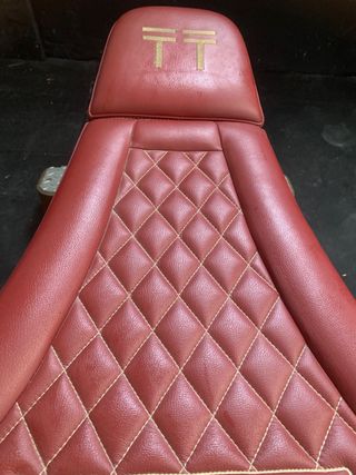 Banco de pesas TT Smartone rojo. Negociaciones