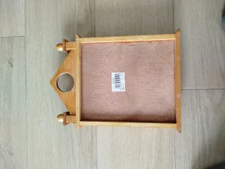 Porta llaves de madera con puertas