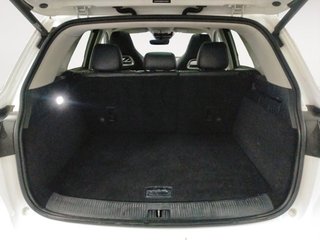 MG eHS Luxury
