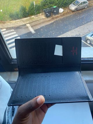 Carteira Louis Vuitton Damier Ebene