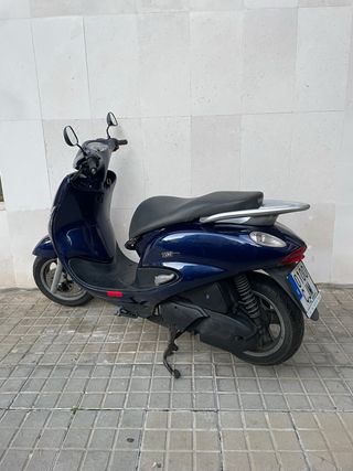 Yamaha Teos 125cc Azul