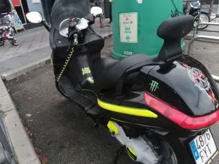 Piaggio X8 125 (2008)