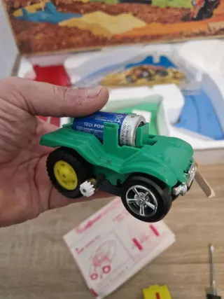 Juguete Antiguo Buggi Cross Rico con Pista