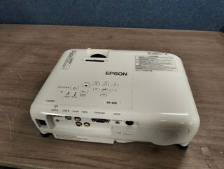 Proyector Epson EB-S05 SVGA 3200 lúmenes HDMI VGA
