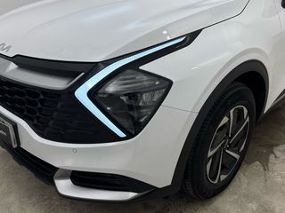 Kia Sportage 1.6 T-GDi HEV Drive 4x2 169 kW (230 CV)