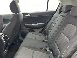 Kia Sportage 1.6 MHEV Concept 4x2 100 kW (136 CV)