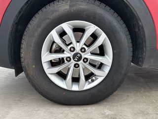 Kia Sportage 1.6 MHEV Concept 4x2 100 kW (136 CV)